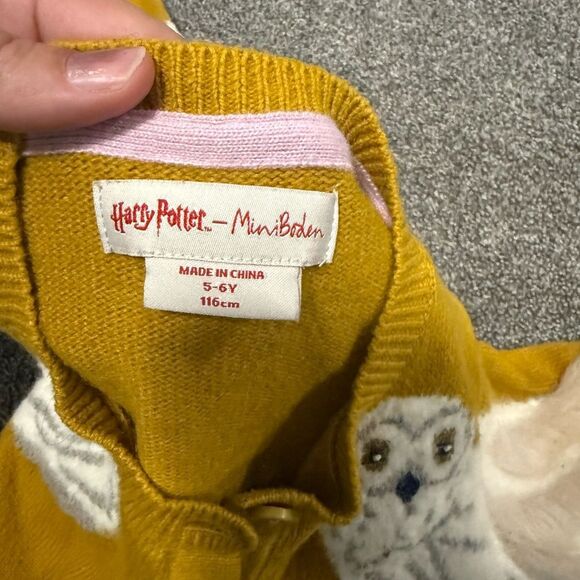 Mini Boden Harry Potter Hedwig Owl Design Cardigan Sweater Sz 5-6 - Picture 5 of 5